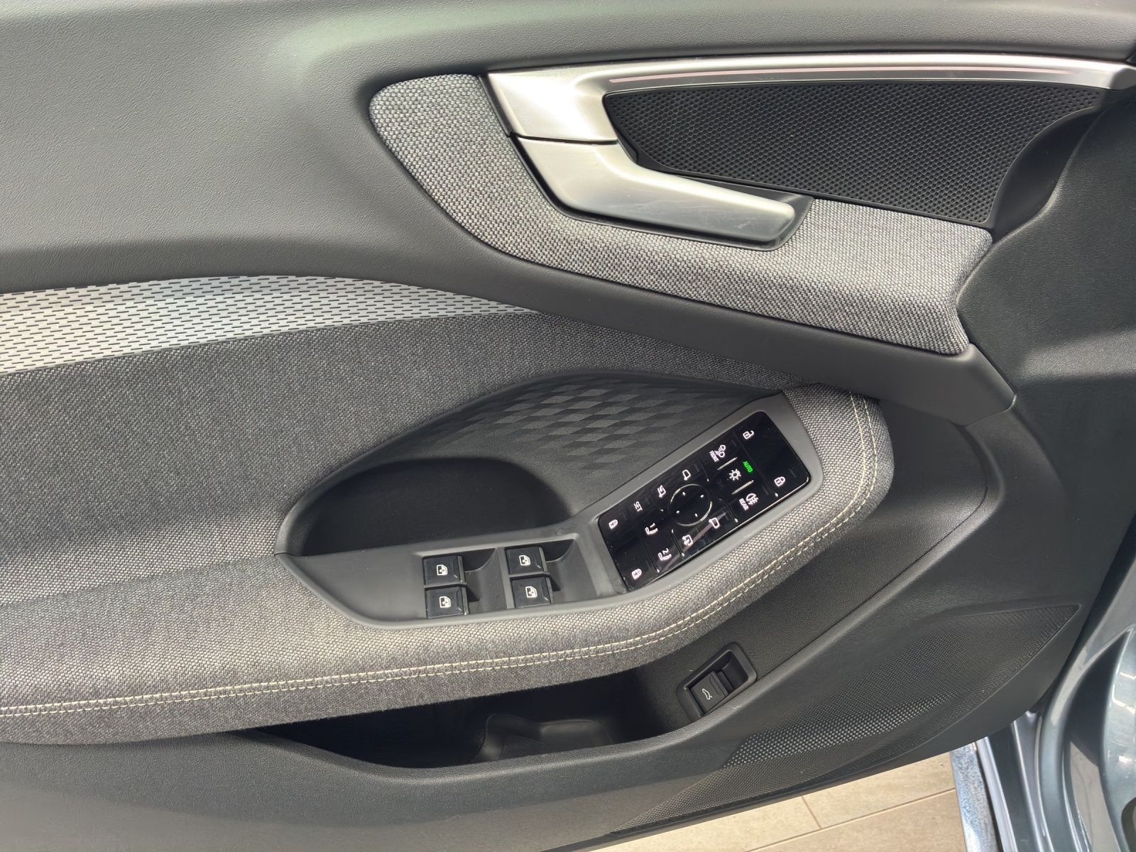 Audi A5 Avant TFSI Q S LINE LM19 BF-DISPLAY MATRIX PA