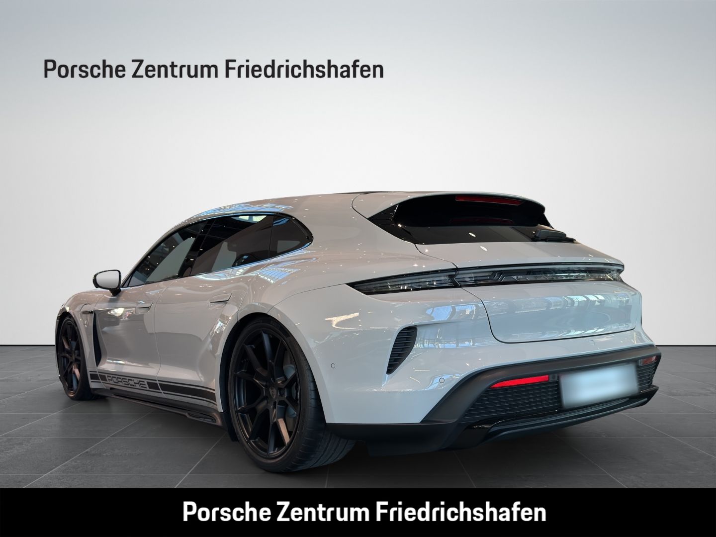 Porsche Taycan Turbo Sport Turismo InnoDrive Head-Up HUD