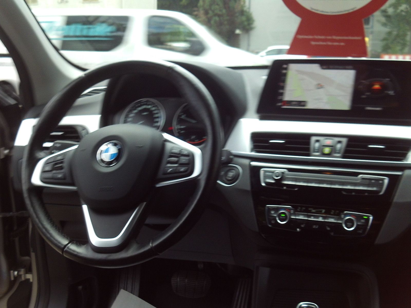 BMW X1 xDrive 25 d Advantage - Samsaru's Car Outlet