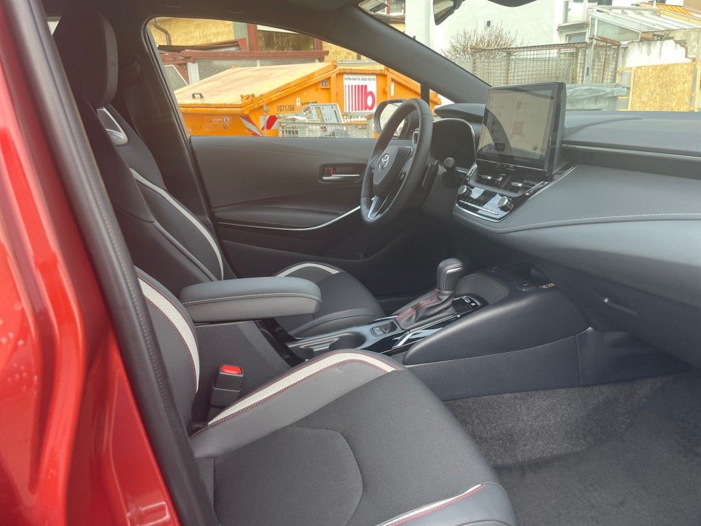 Toyota Corolla 2.0 Hybrid Touring Sports GR Sport