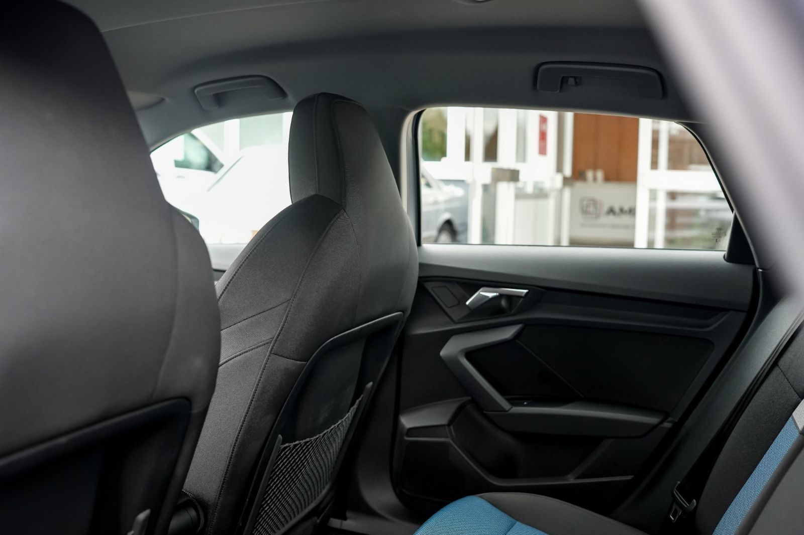Audi A3 Sportback 35 TFSI advanced - Samsaru's Car Outlet