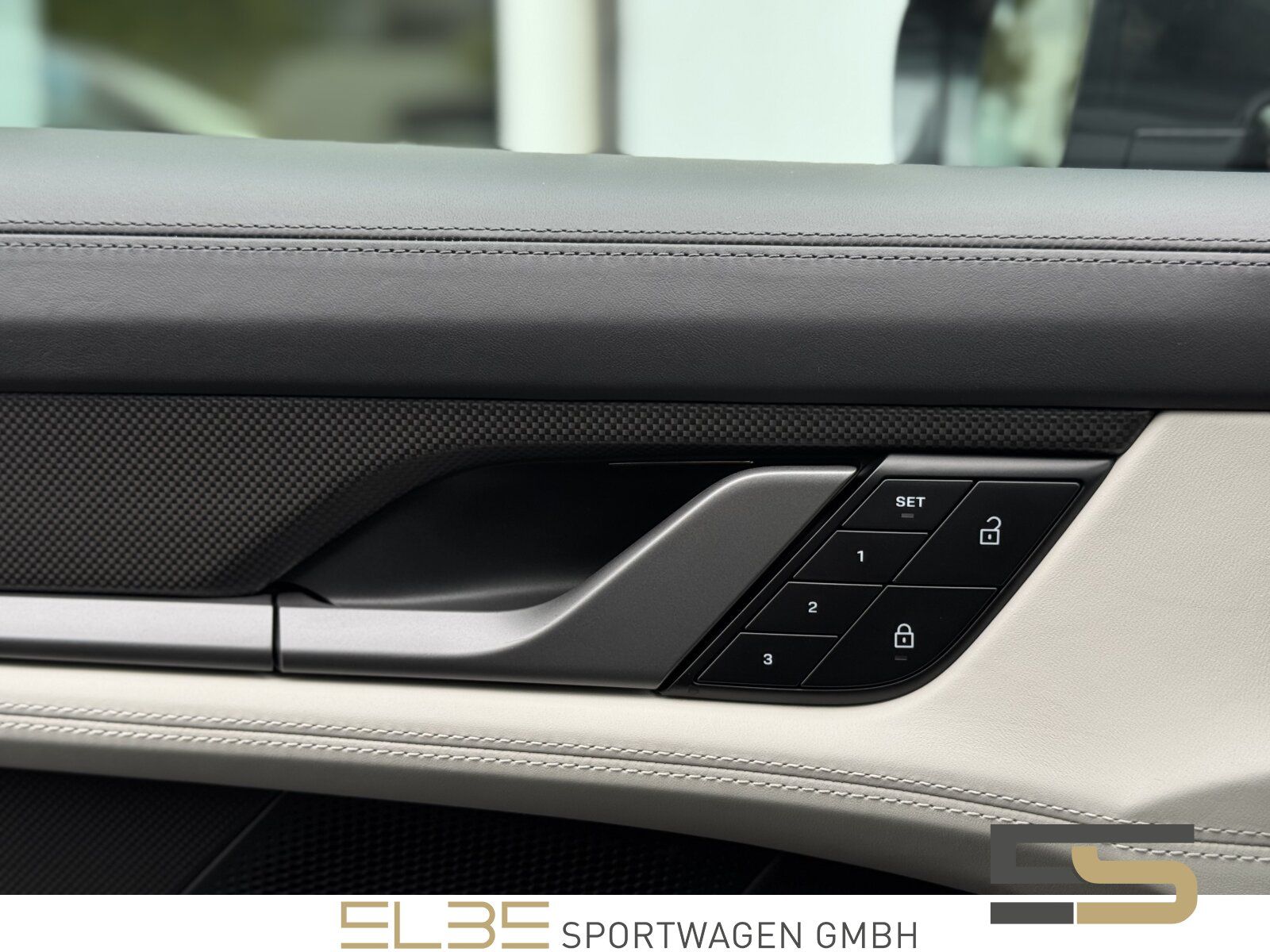 Porsche Taycan 4S Plus MATRIX BURM INNO PANO 360° KERAMI