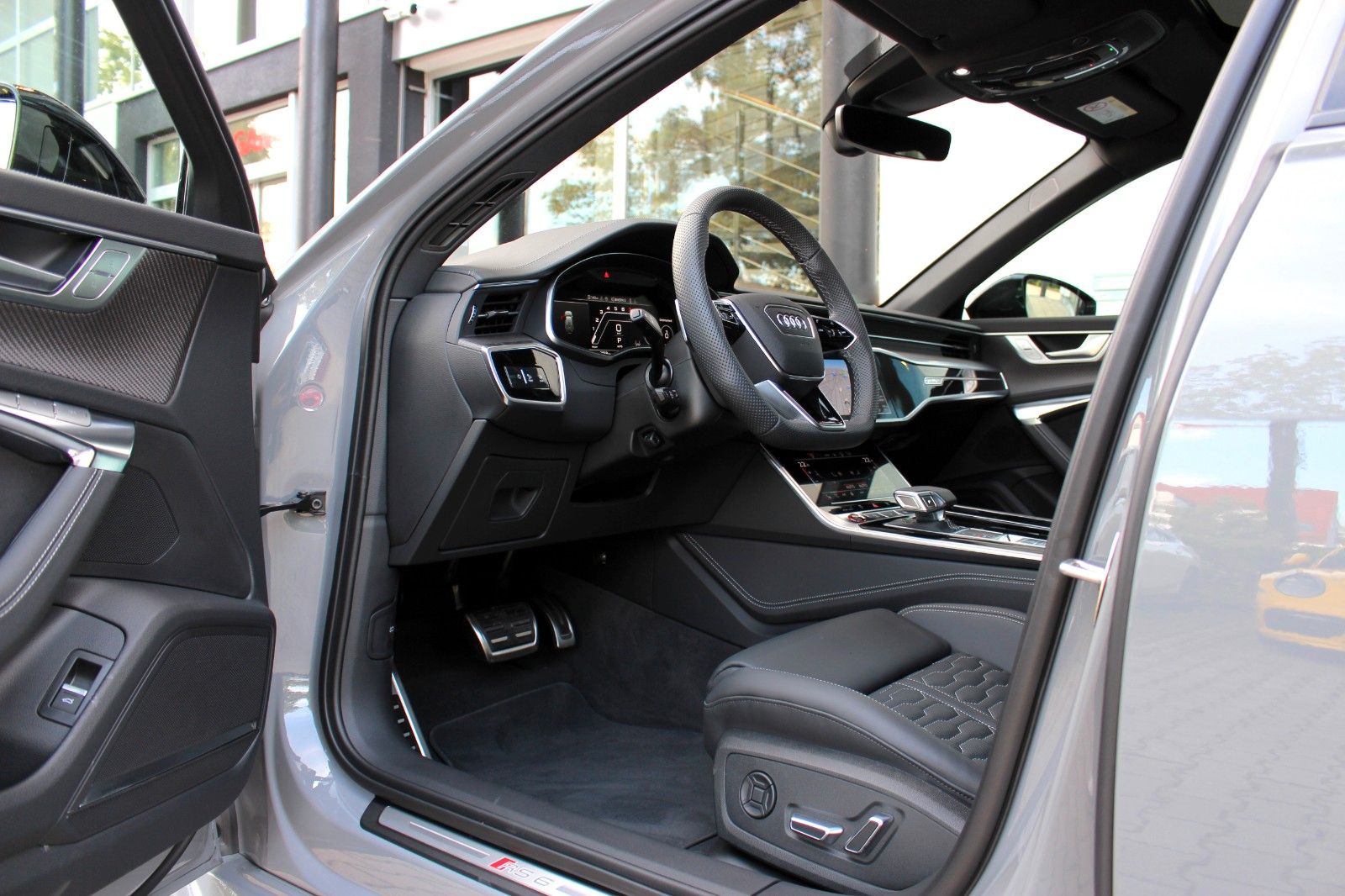 Audi RS6 Avant /DYNAMIK+/ B&O/ STANDHZG/  SPORTABGAS