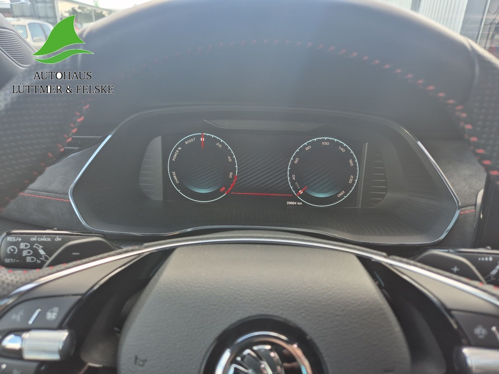 Skoda Octavia Combi RS 1.4 TSI DSG - Samsaru's Car Outlet