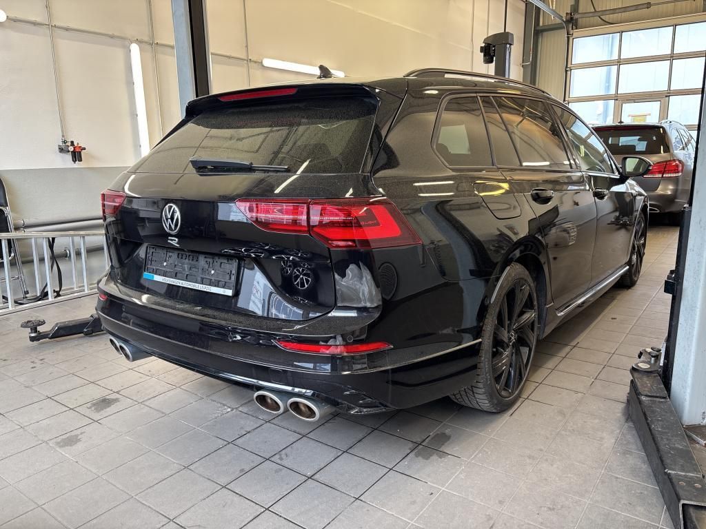 Volkswagen GOLF R VARIANT PERFORMANCE/ACC/HuD/PANO/BELÜFT