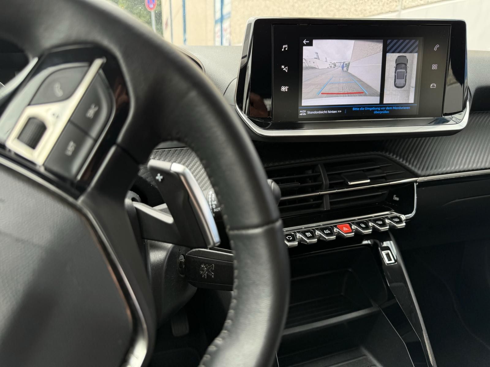 Peugeot 2008 PureTech 130 EAT8 Automatik - Samsaru's Car Outlet