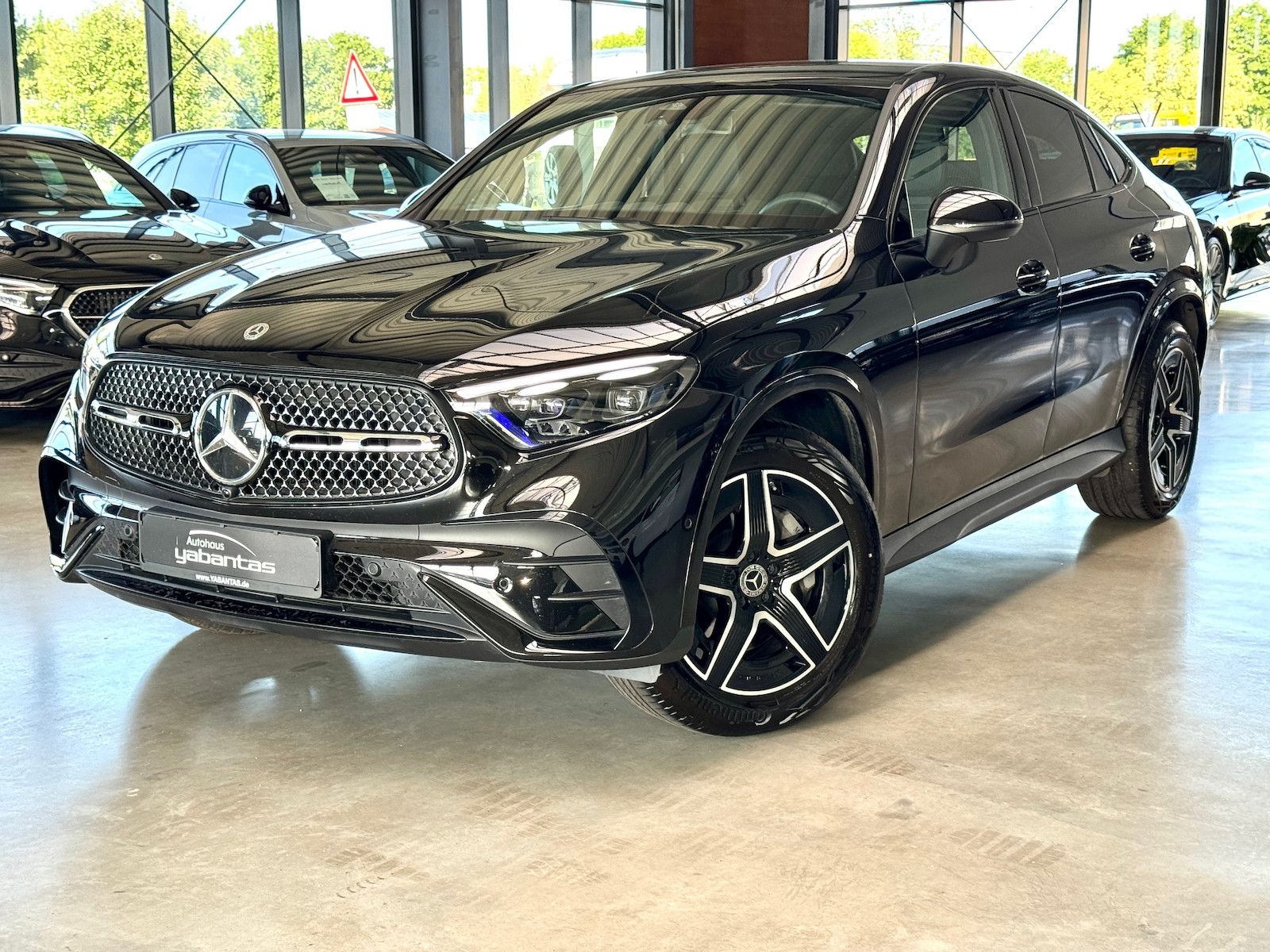 Mercedes-Benz GLC 300 4M Coupé AMG - Samsaru's Car Outlet