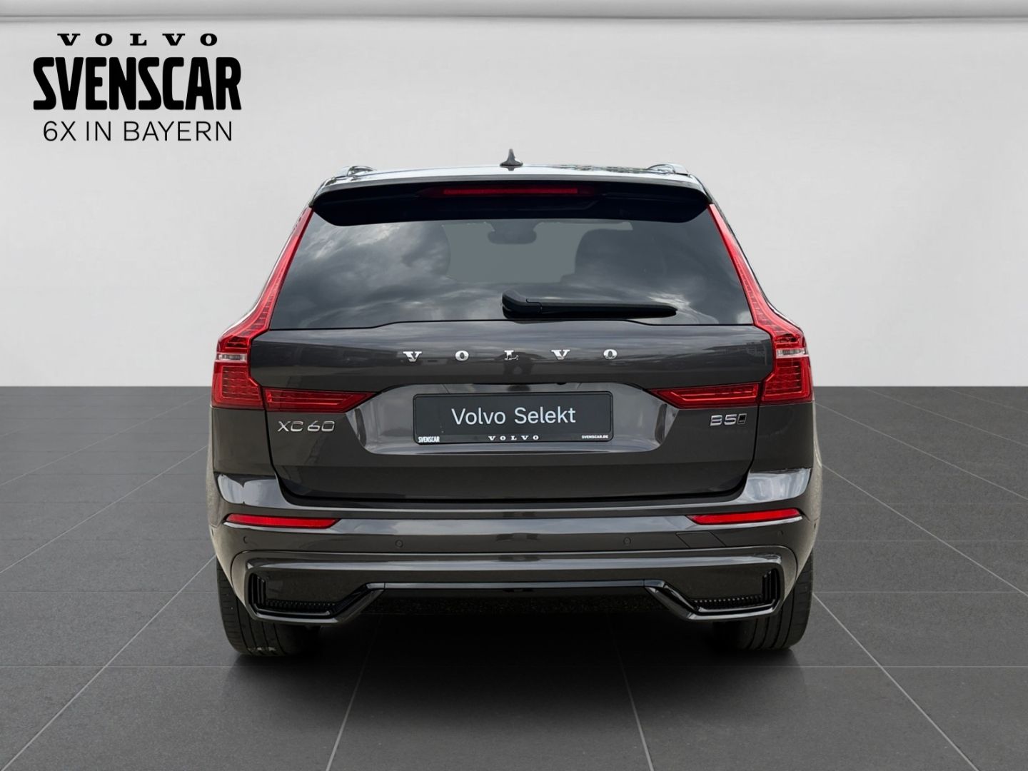 Volvo XC60 Ultimate Dark B5 AWD H&K Luftfederung Stand