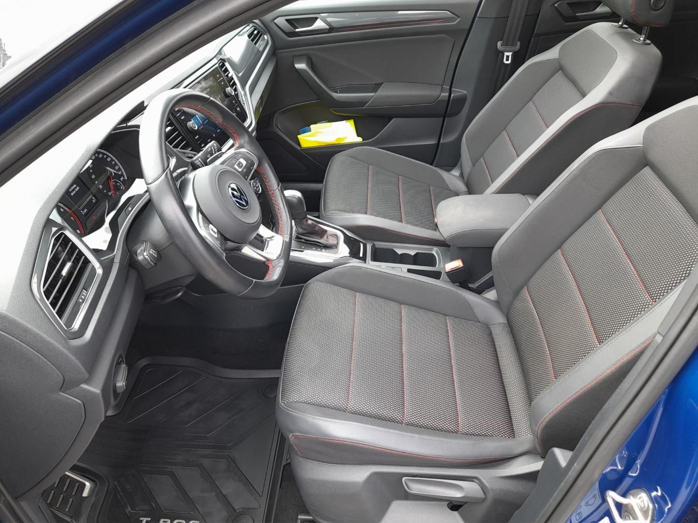 Volkswagen T-Roc Sport 1.5 TSI DSG - Samsaru's Car Outlet