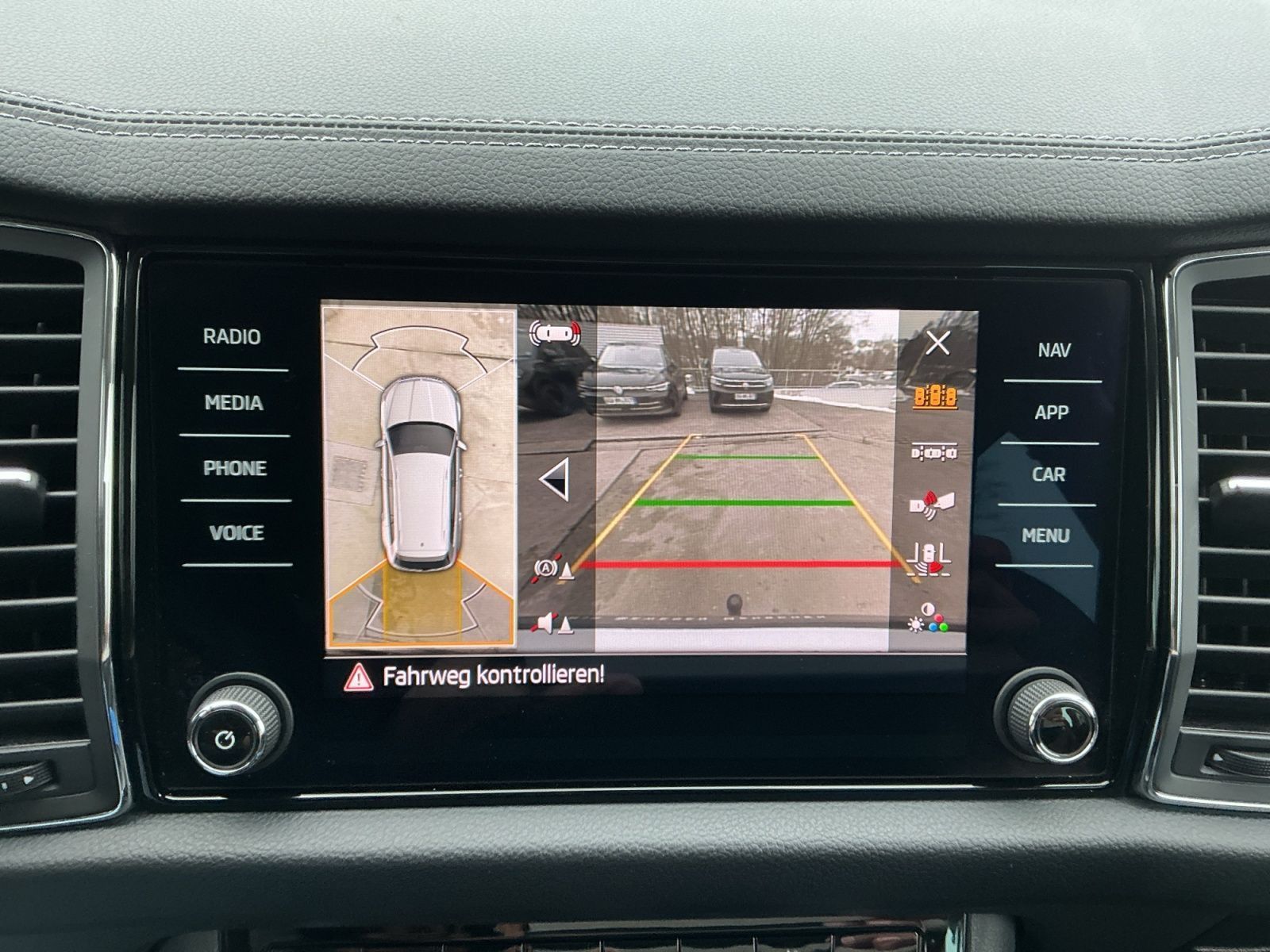 Skoda Kodiaq 2.0 TDI DSG 4x4 L&K BEAM+NAV+ACC+AHK+360°