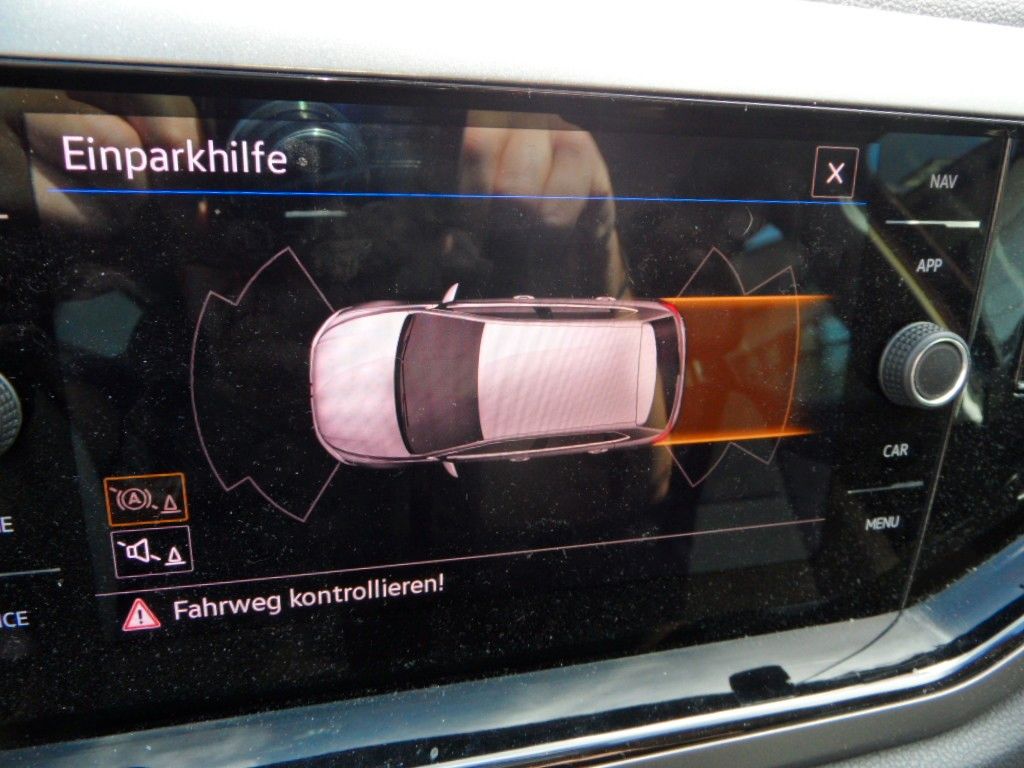 Volkswagen Polo 1.0 TSI Comfortline - Samsaru's Car Outlet