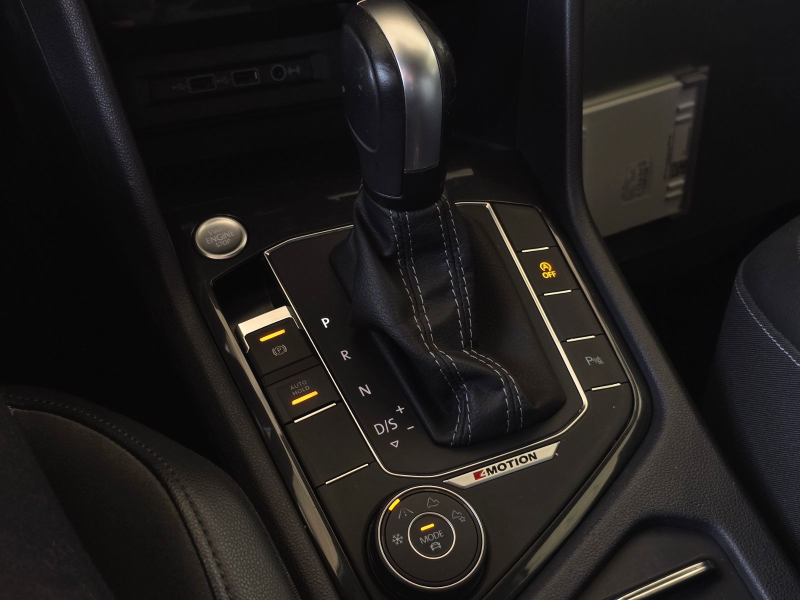 Volkswagen Tiguan 2.0 TSI DSG 4M R-Line - Samsaru's Car Outlet