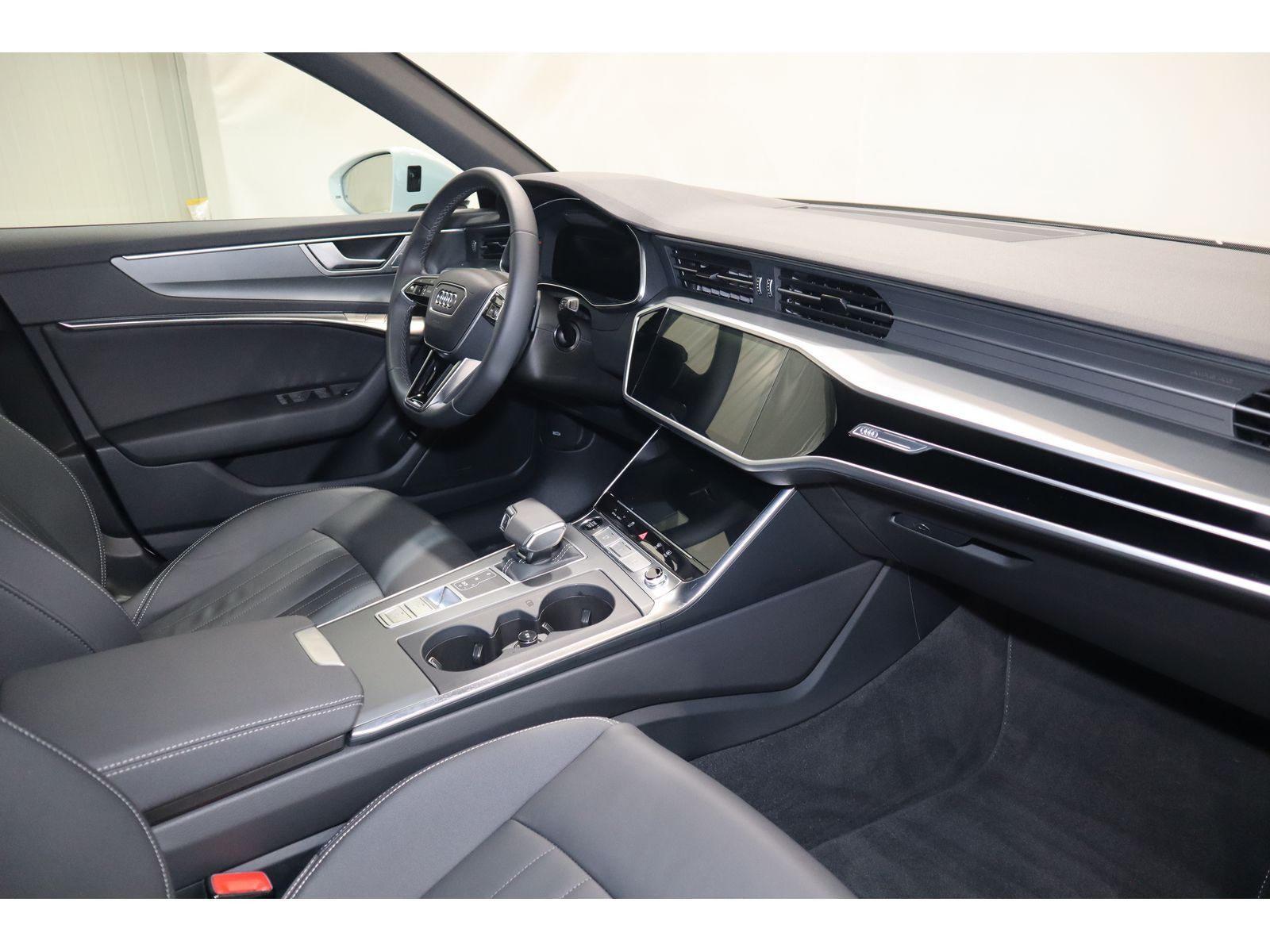 Audi A6 Avant 40 TDI advanced - Samsaru's Car Outlet