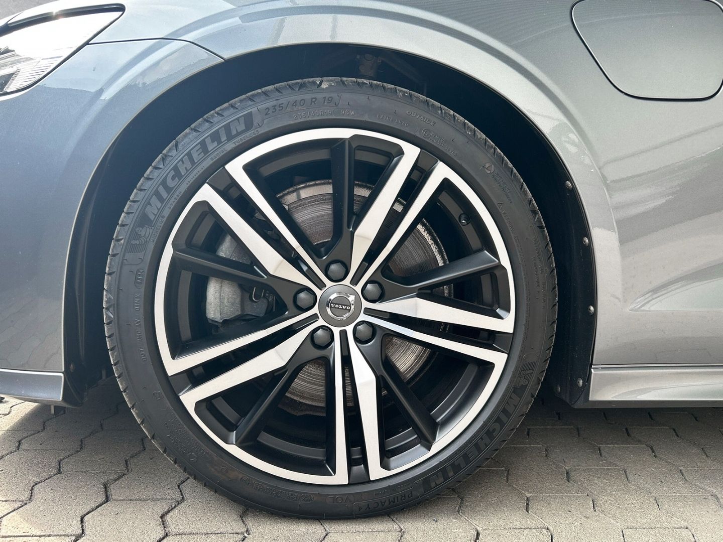 Volvo S60 R-Design T8 Recharge Plug-In Hybrid AWD H&K/