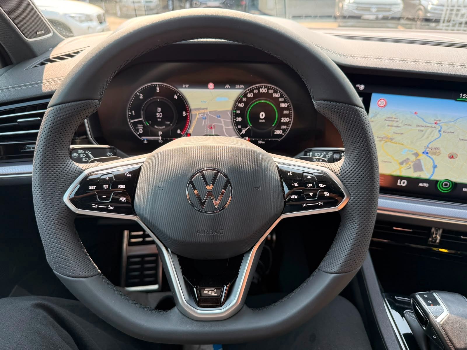 Volkswagen Touareg R-Line 4M MATRIX*LEDER*AHK*LUFT*360°