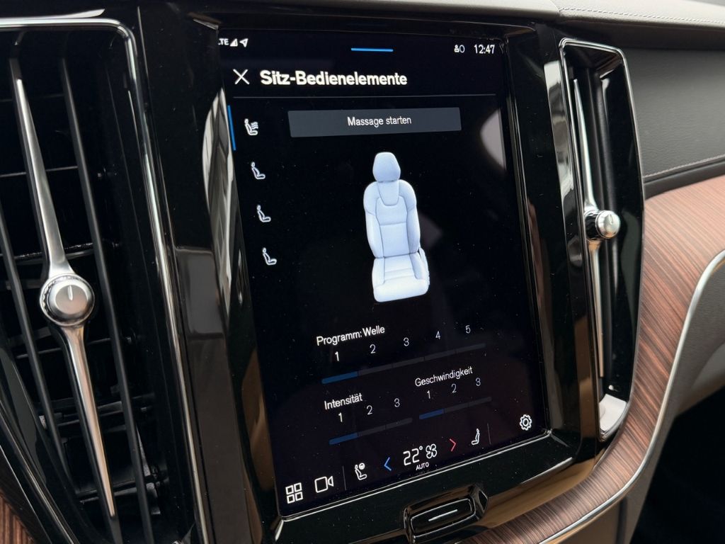 Volvo XC60 Ultimate Dark Recharge Plug-In Hybrid T8 AW