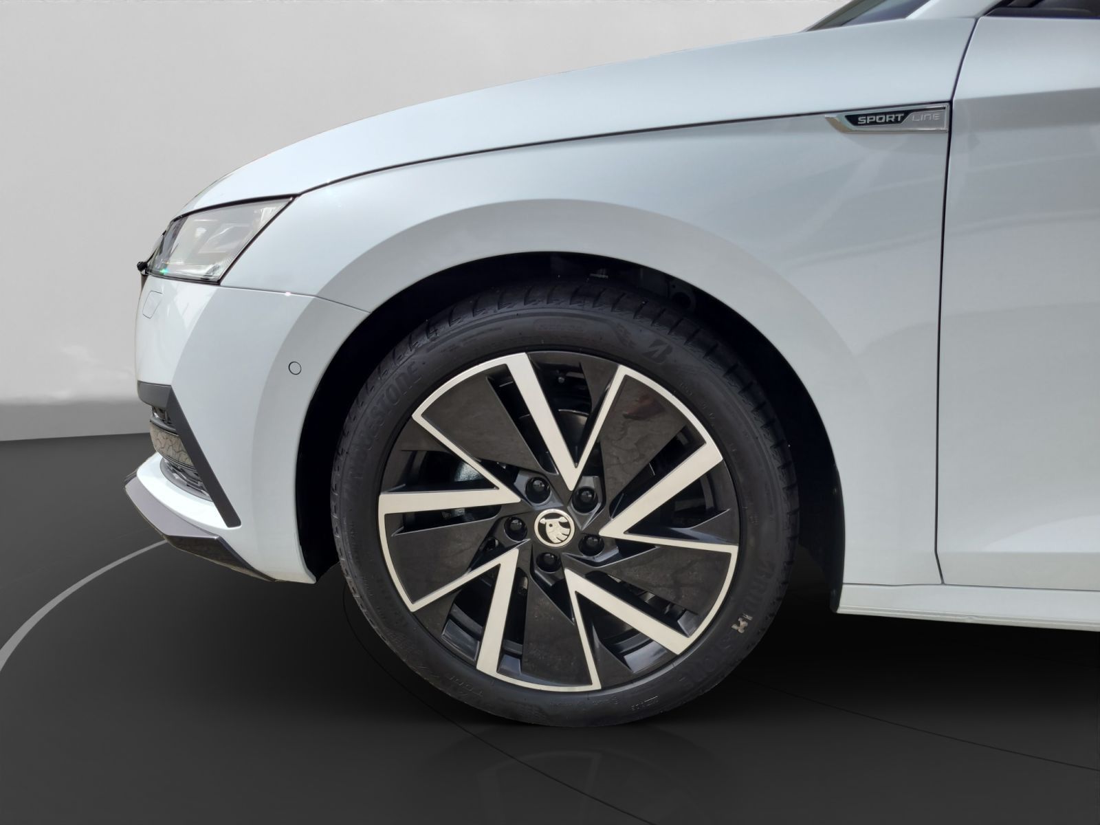 Skoda Octavia Combi 1.5 TSI - Samsaru's Car Outlet