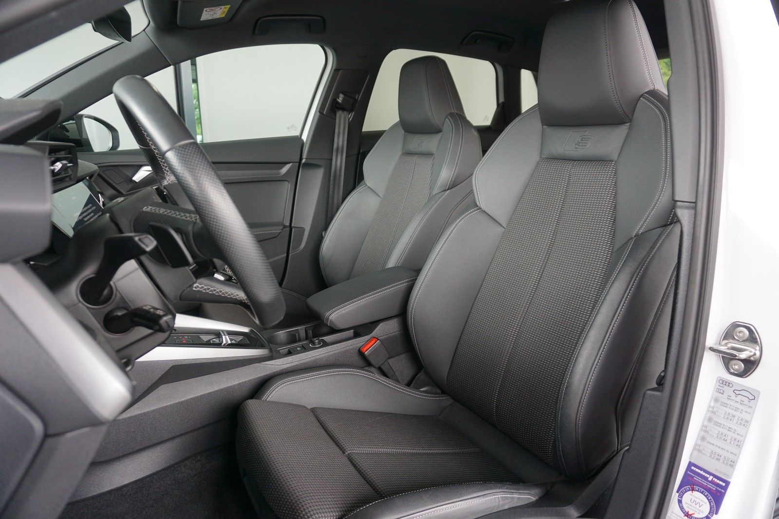 Audi A3 Sportback 45 TFSI e S line - Samsaru's Car Outlet
