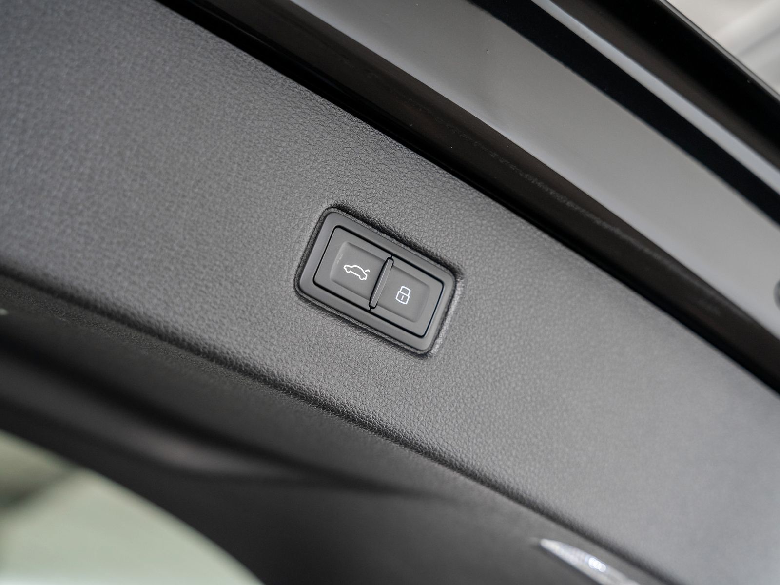 Audi Q7 SUV S line S line 50 TDI quattro 210(286) tip