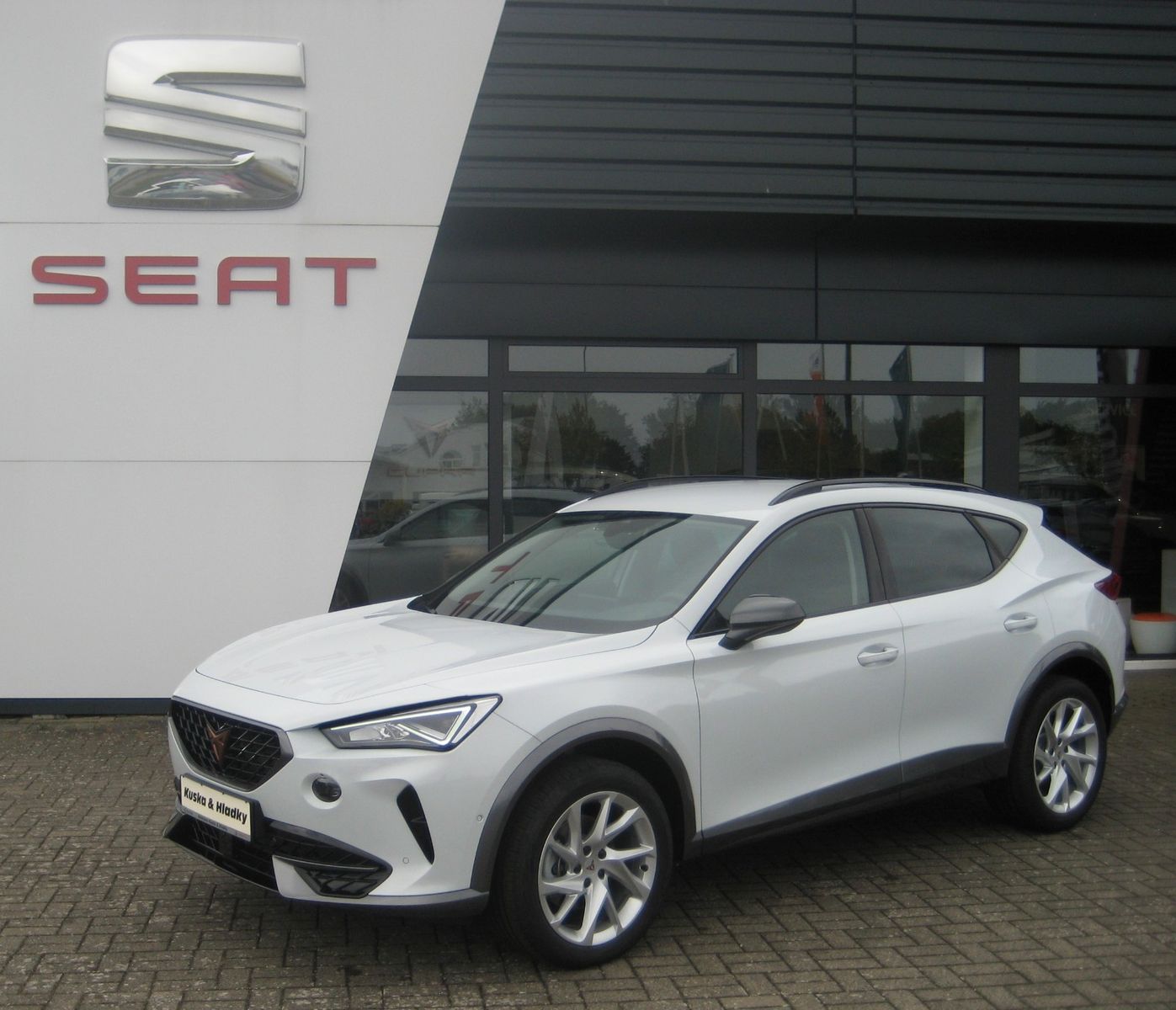 Cupra Formentor 1.5TSI 110 kW DSG - Samsaru's Car Outlet