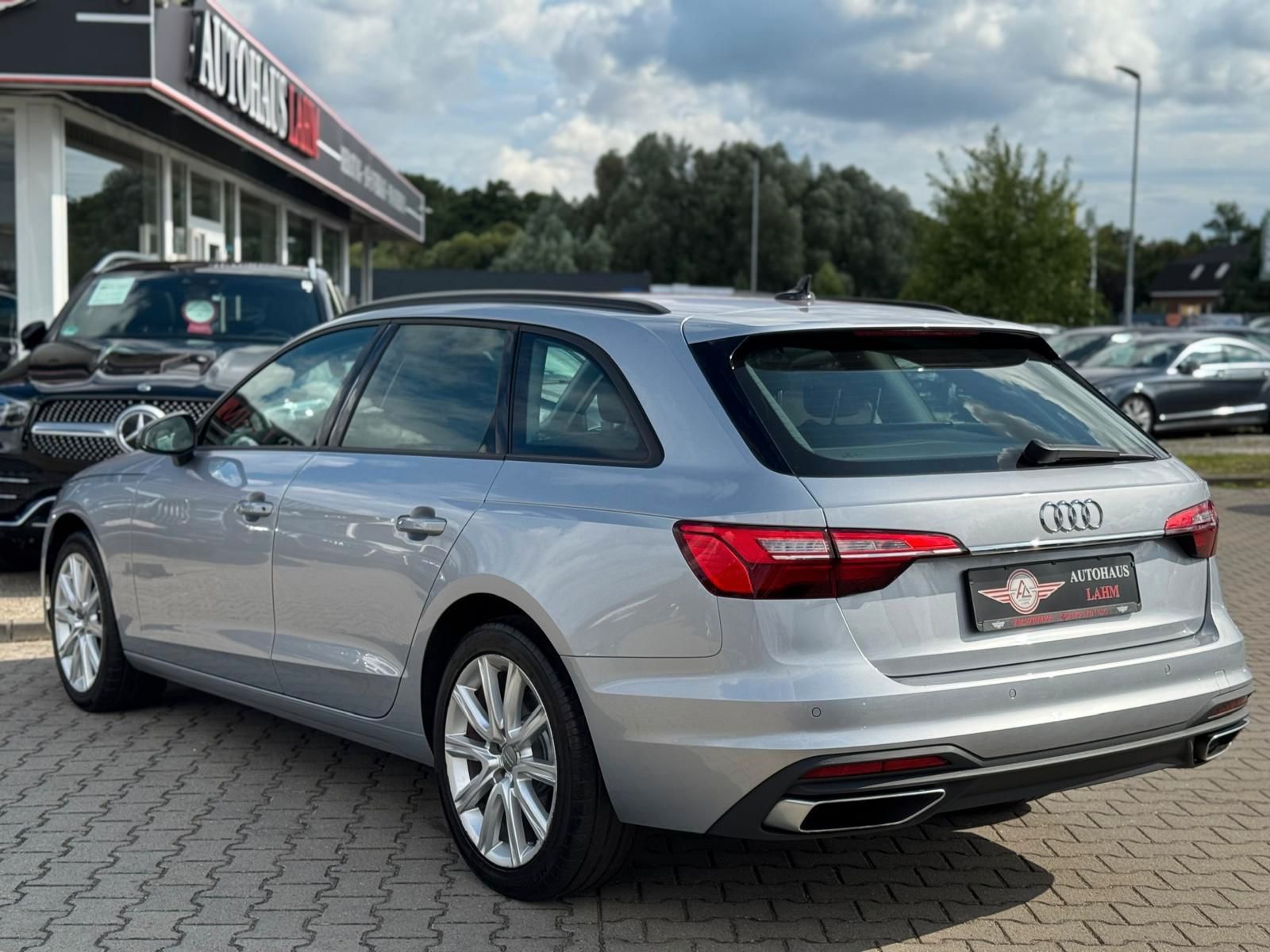 Audi A4 Avant 35 TDI S-TRONIC - Samsaru's Car Outlet