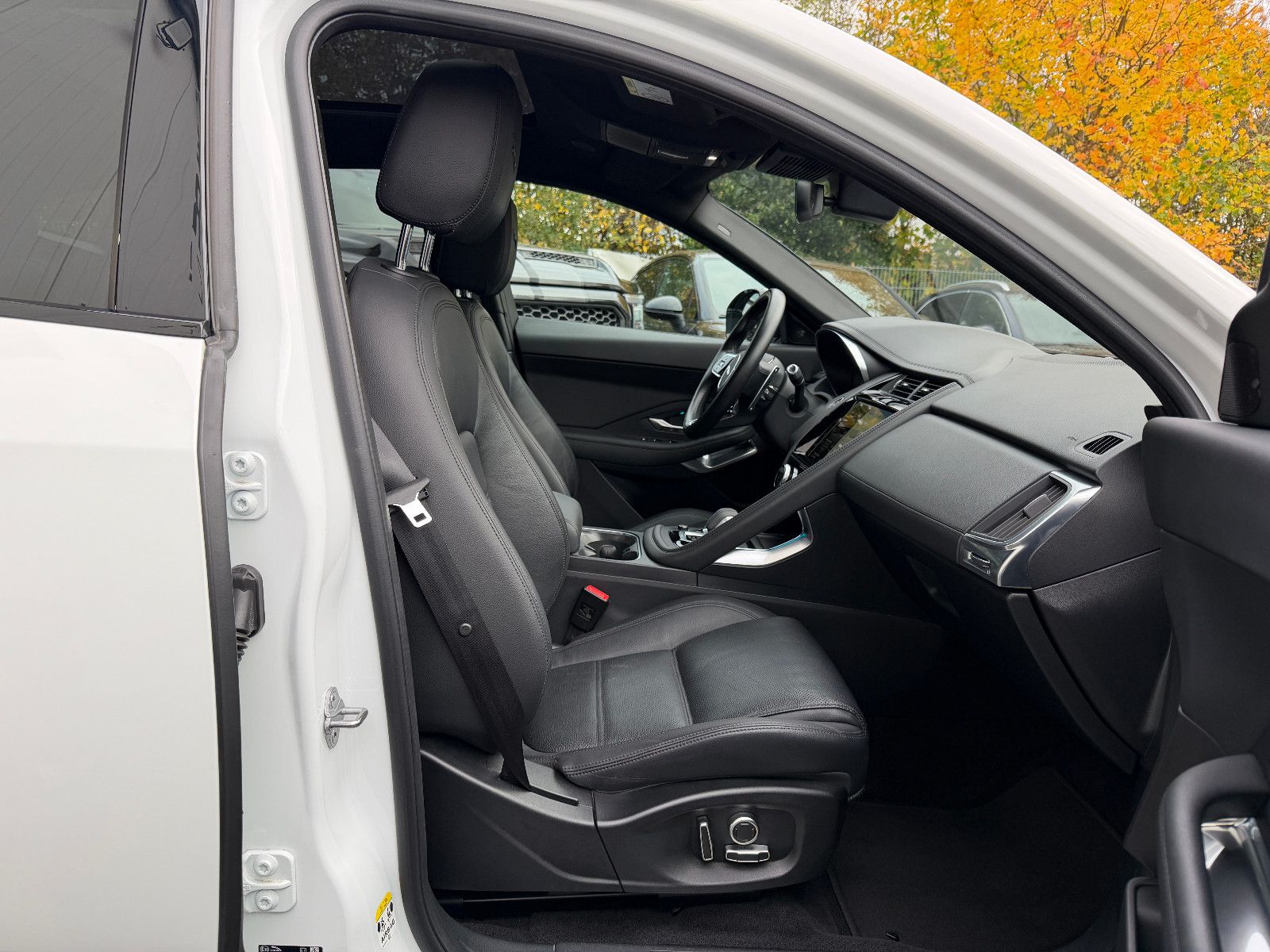 Jaguar E-Pace E-PACE S AWD/PANO/3d-KAMERA/LED/SHZ