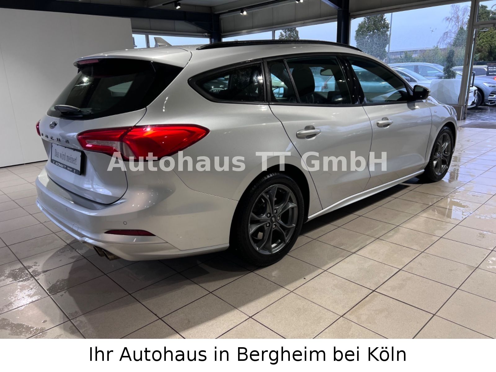 Ford Focus ST-Line Turnier - Samsaru's Car Outlet