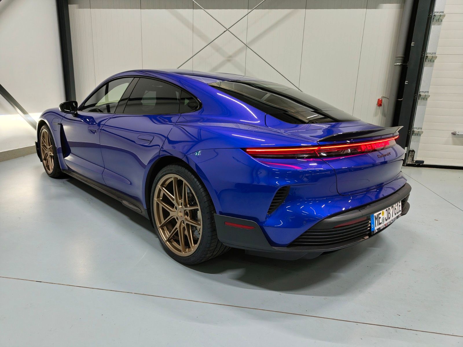 Porsche Taycan Turbo GT Inno-Drive Matrix-LED 4-Sitzer