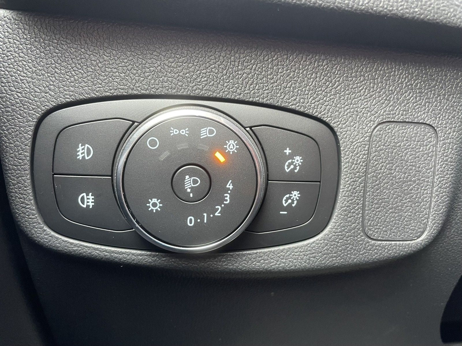 Ford Focus Turnier 1.0 EcoBoost Hybrid Aut. ST-Line X
