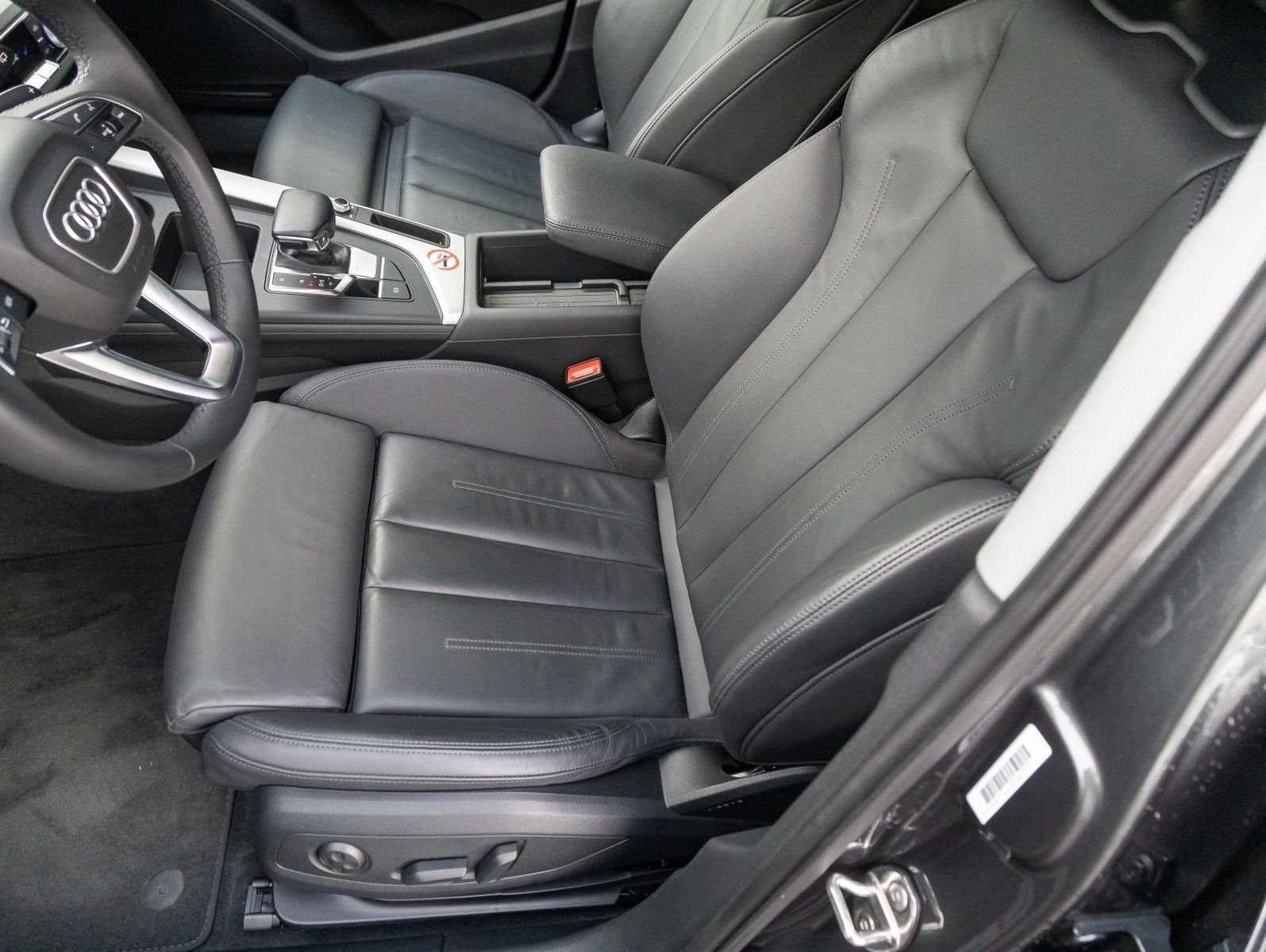 Audi A4 Avant S line 35TDI Stronic - Samsaru's Car Outlet
