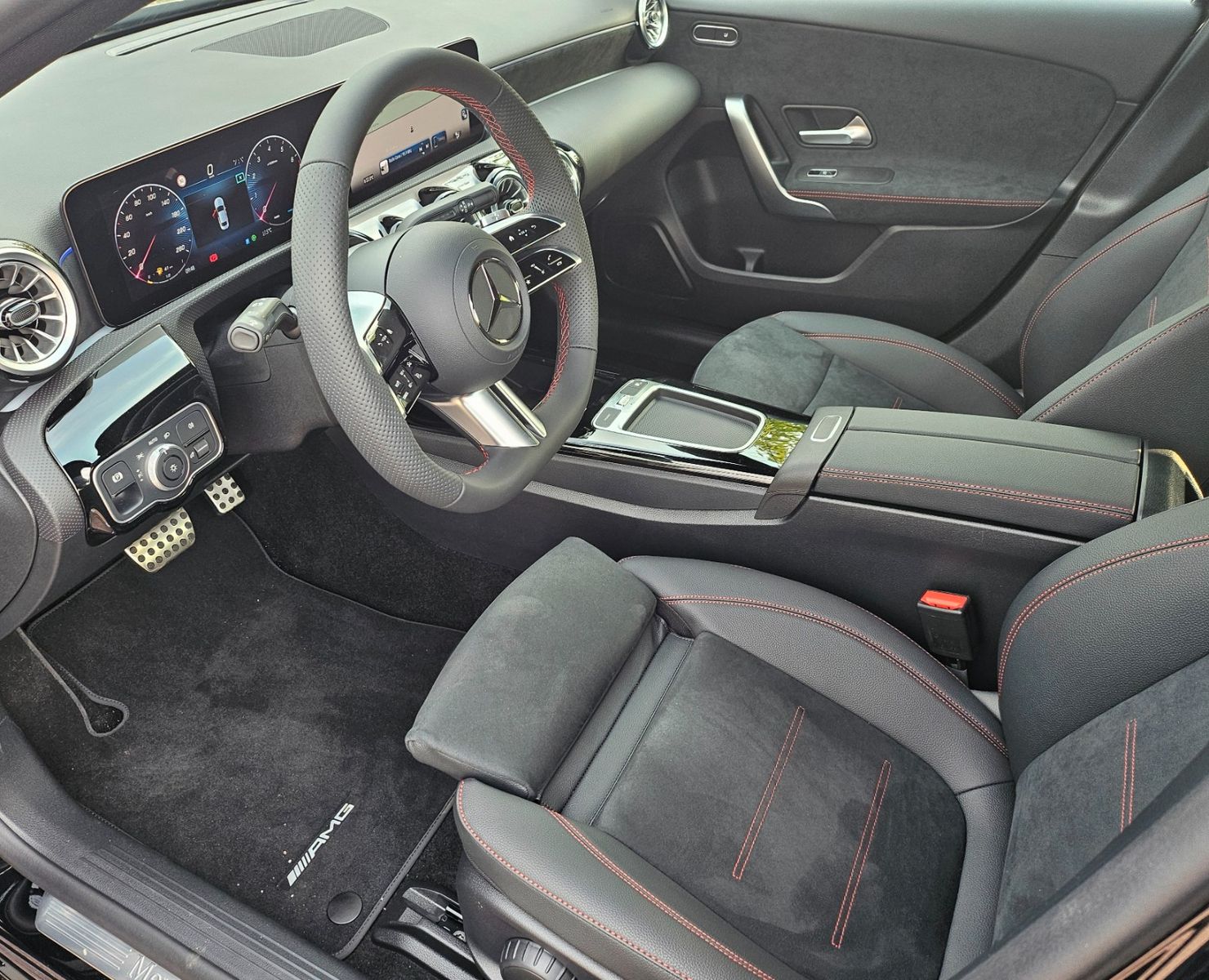 Mercedes-Benz A 180 AMG - Samsaru's Car Outlet