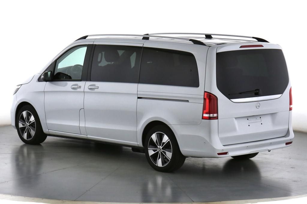 Mercedes-Benz V 220 EDITION - Samsaru's Car Outlet