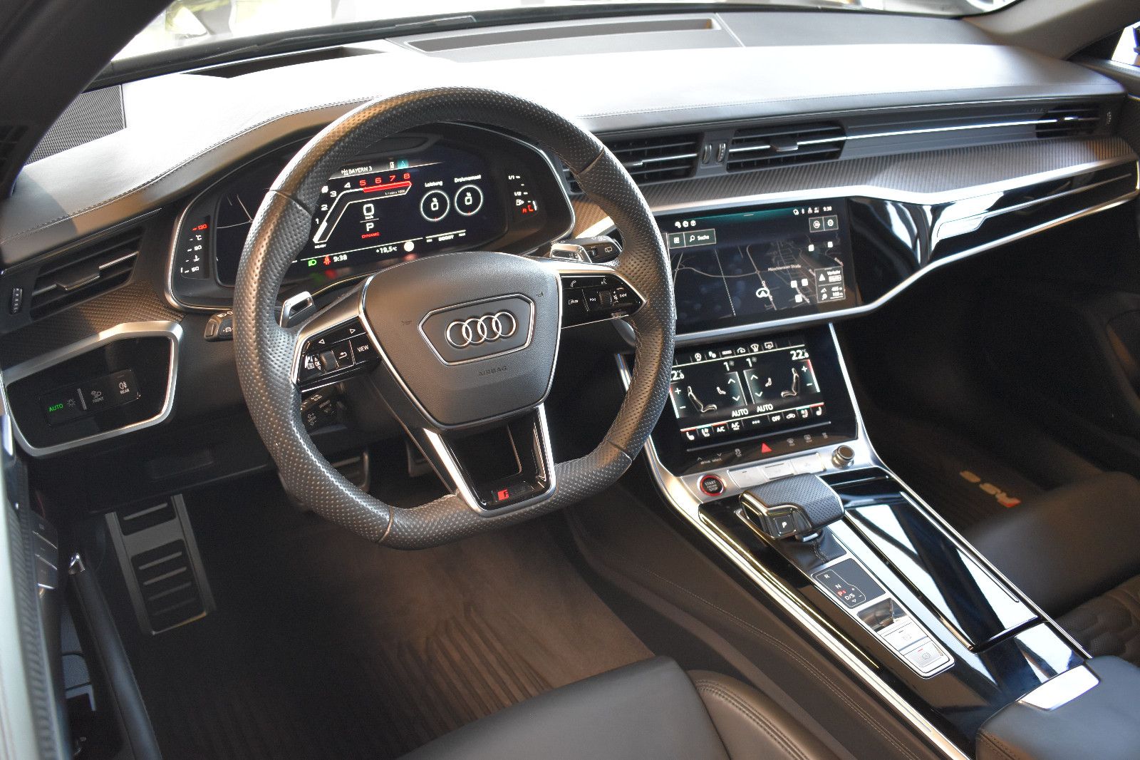 Audi RS6 Avant 4.0TFSI quattro Laser~Soft~B&O~ACC~22"
