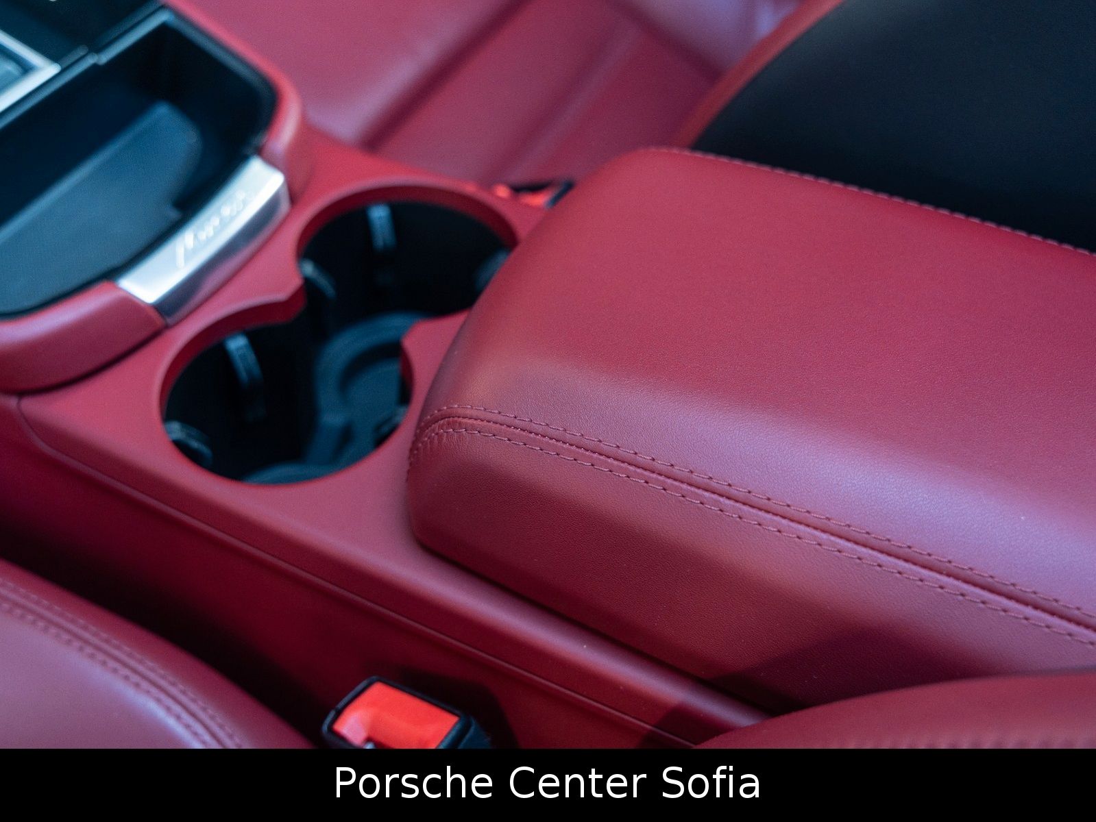 Porsche Macan T