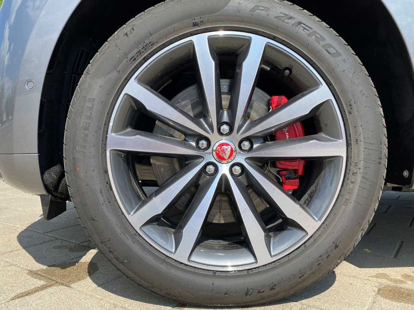 Jaguar F-Pace P400e AWD R-Dynamic S