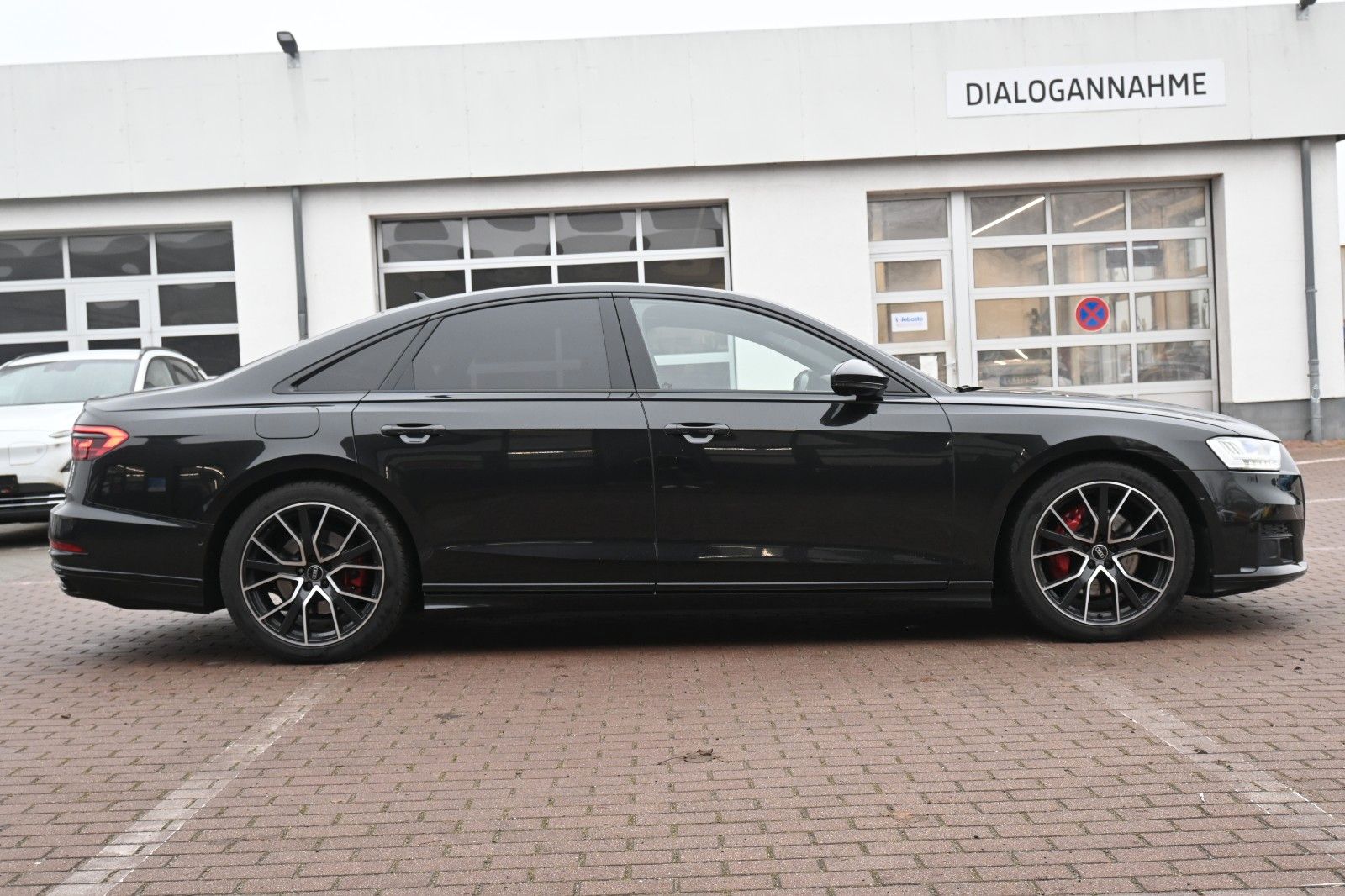 Audi A8 50 TDI Quattro - Samsaru's Car Outlet