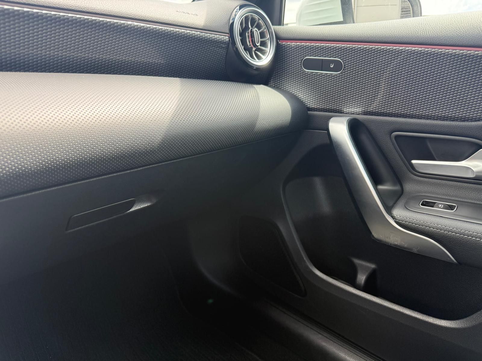 Mercedes-Benz A 200 7G-DTC Advanced - Samsaru's Car Outlet
