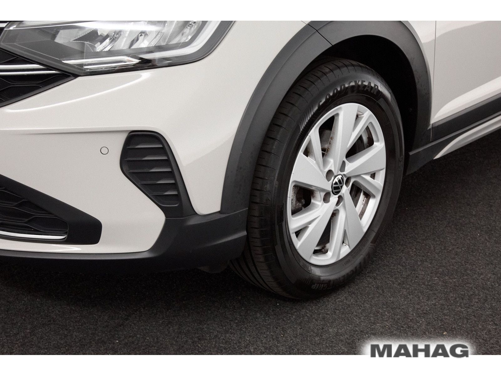 Volkswagen Taigo 1.0 TSI LIFE - Samsaru's Car Outlet