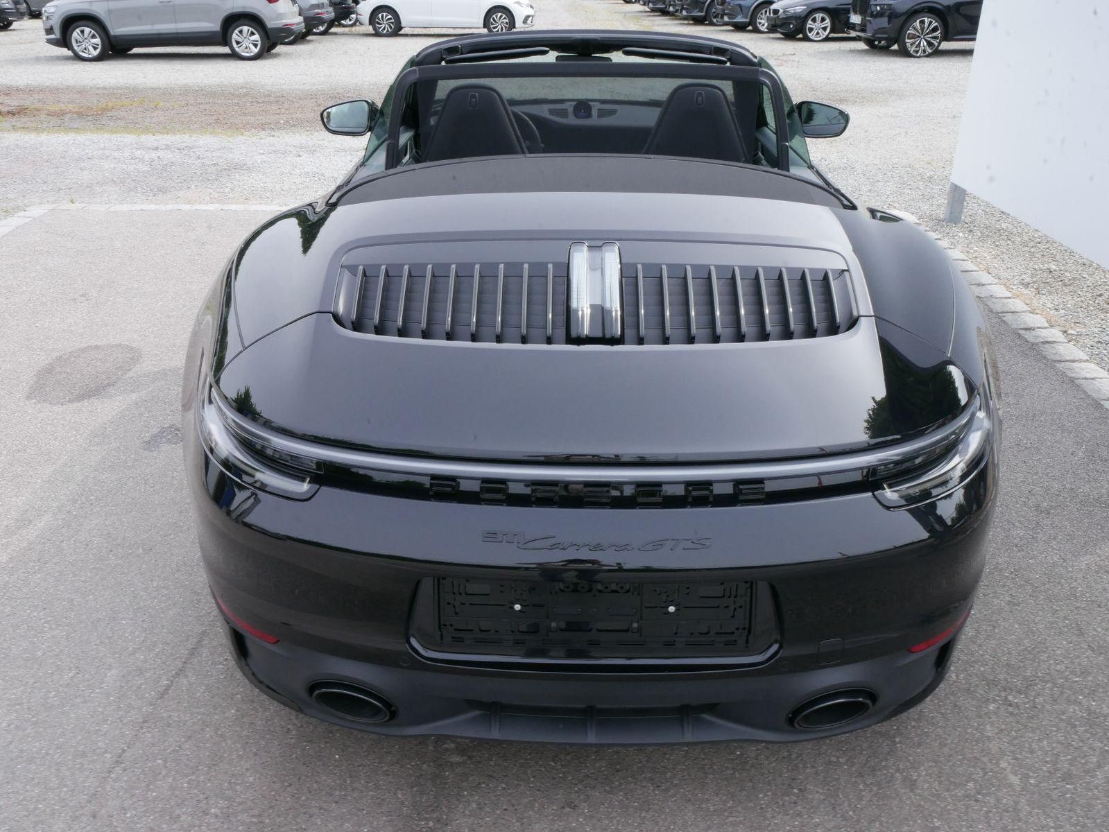 Porsche 911 Carrera GTS - Samsaru's Car Outlet