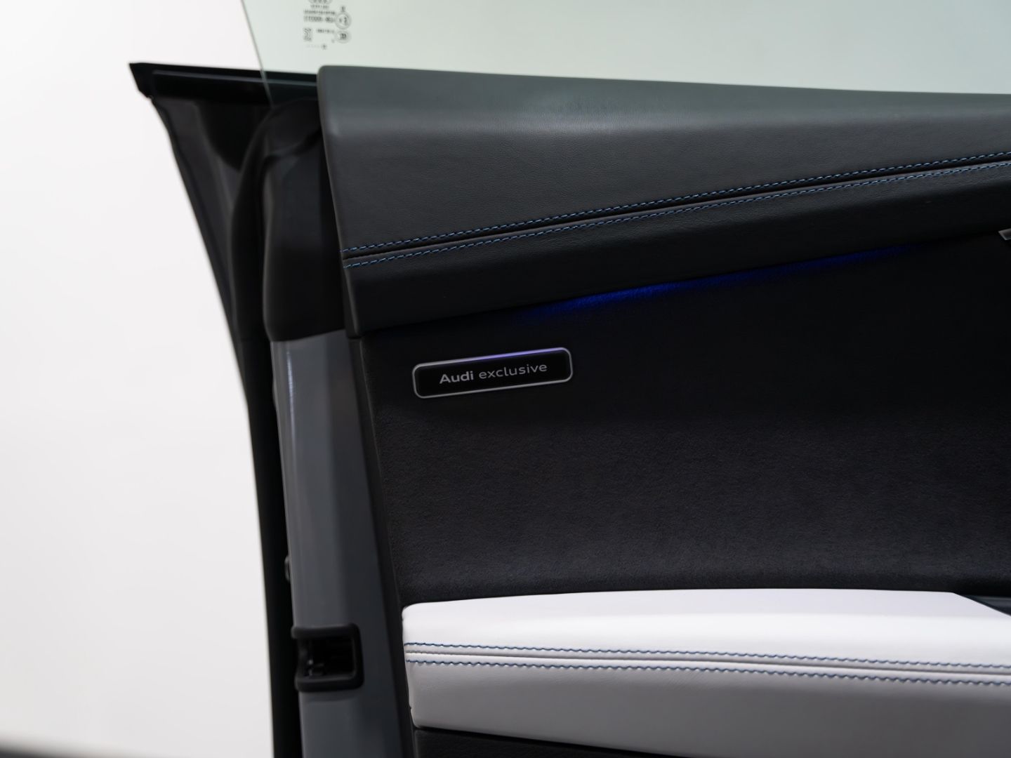 Audi RSQ8 4.0 TFSI QU PANO EXCLUSIVE DYNAMIK+ KERAMIK