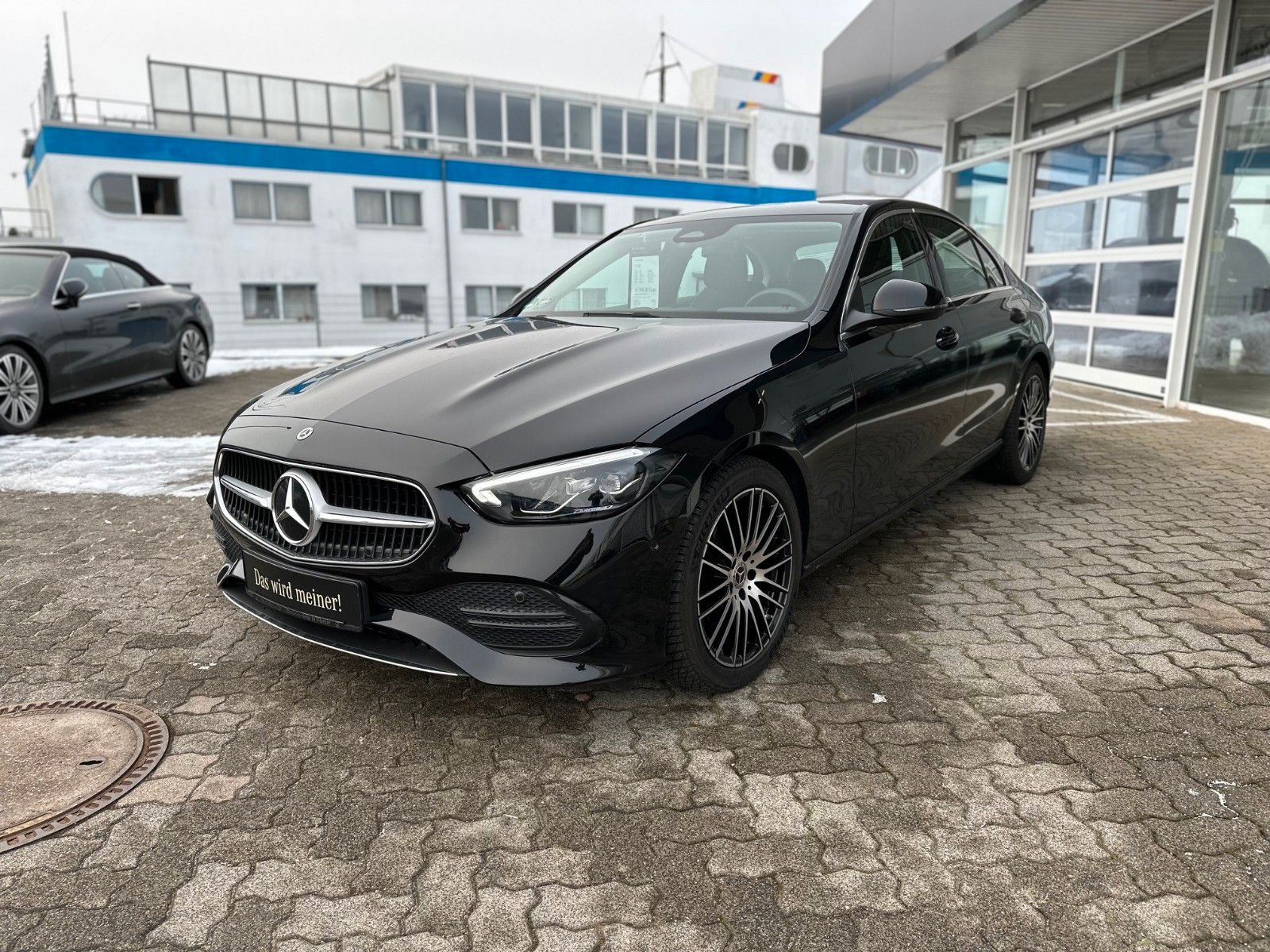 Mercedes-Benz C 180 Avantgarde - Samsaru's Car Outlet