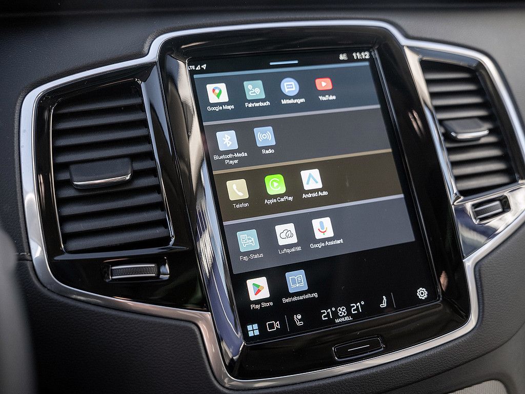 Volvo XC90 B5 AWD Plus Bright Panorama, AHK