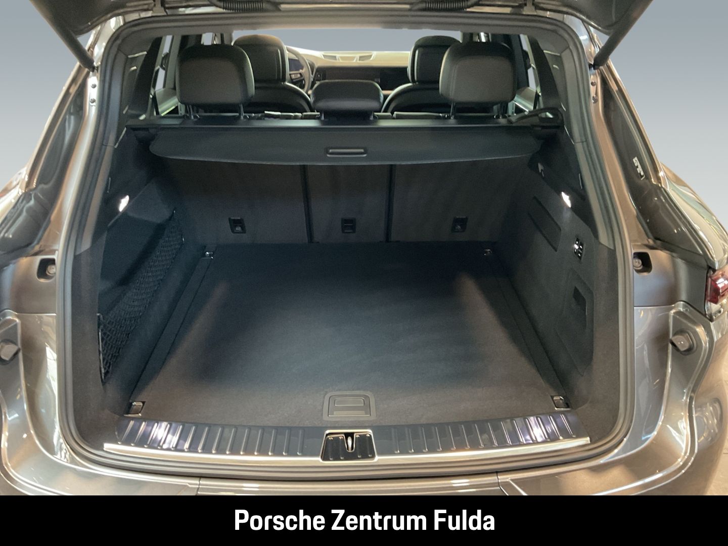 Porsche Cayenne BOSE Luftfederung Panorama Surround-View