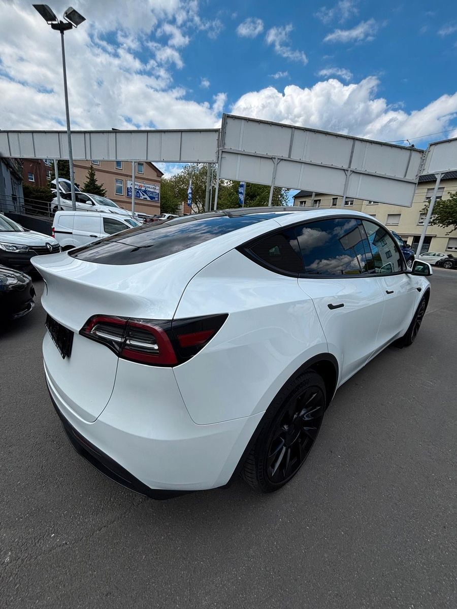 Tesla Model Y Long Range Dual AWD # +AHK # incl. MWST.