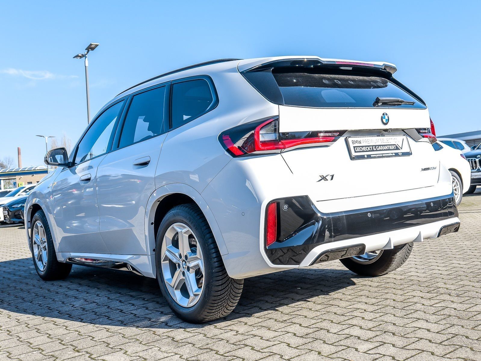 BMW X1 xDrive23d M Sport AHK Pano Memory DA+ H/K RFK