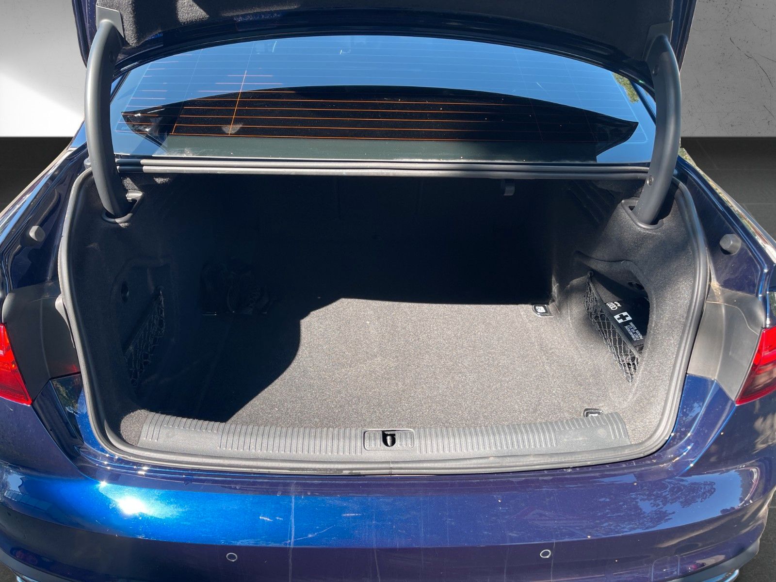 Audi A4 40 TDI quattro advanced - Samsaru's Car Outlet
