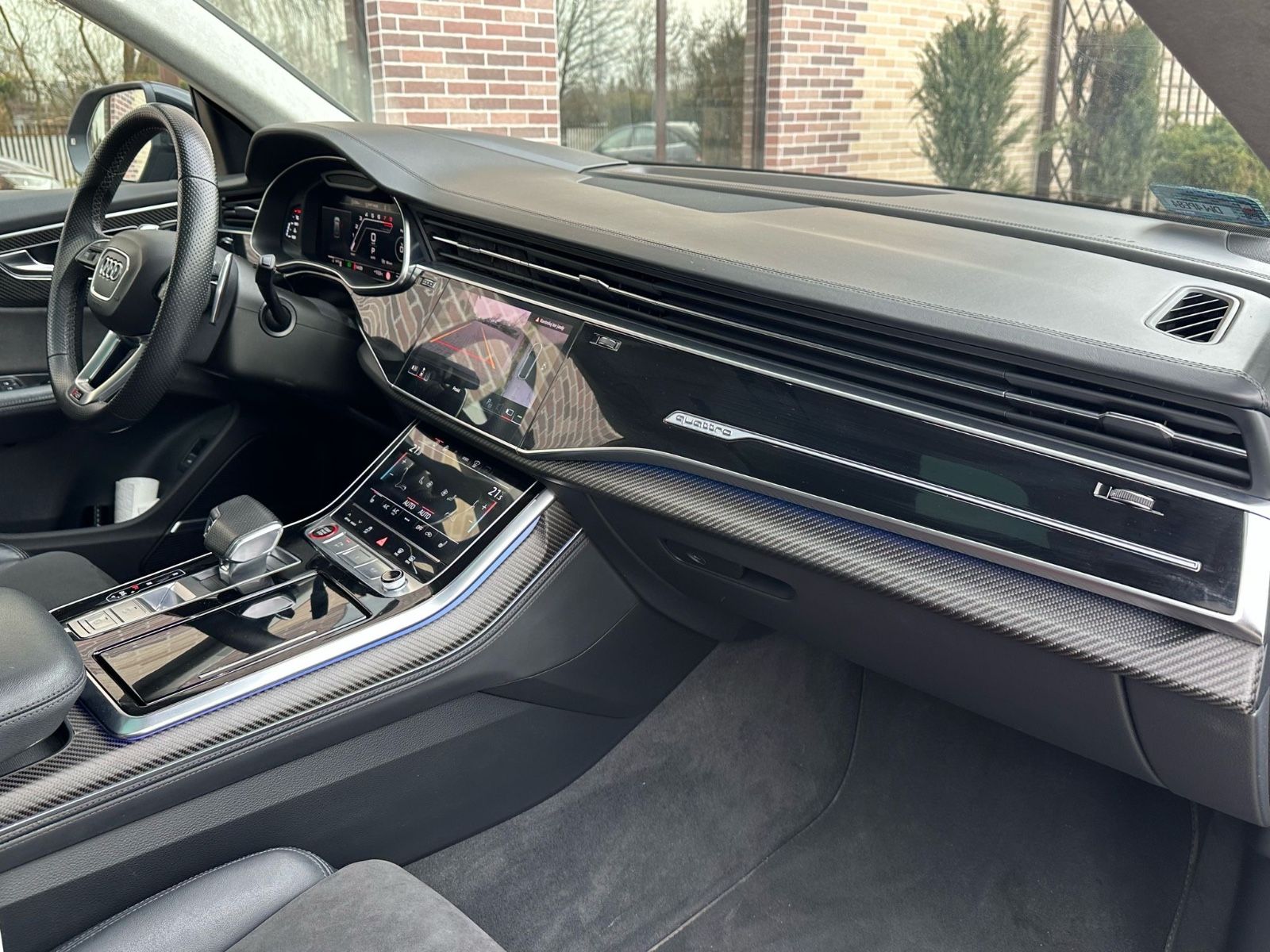 Audi RSQ8 4.0 TFSI PANORAMA/CARBON/BANG&OLUFSEN/