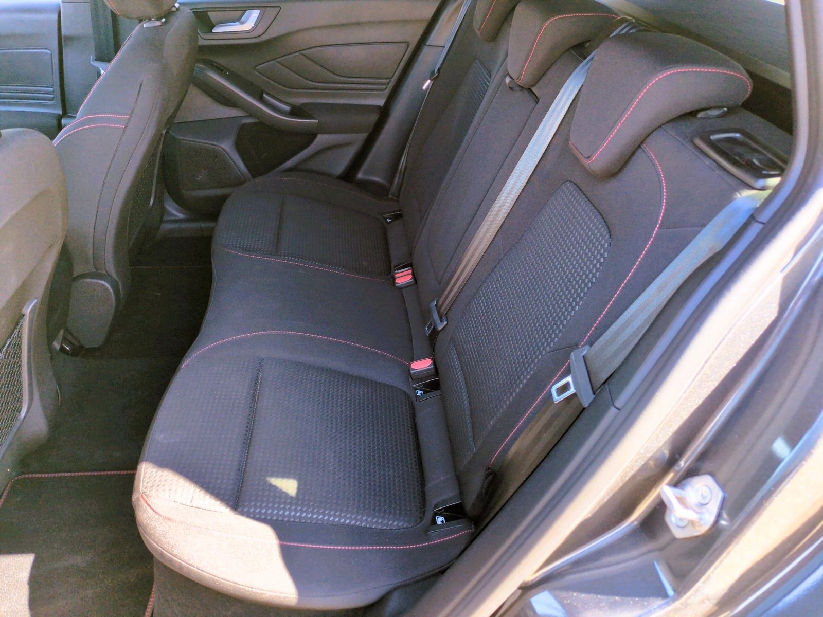 Ford Focus Turnier ST-Line X *NAVI *LED *ACC *AHK *