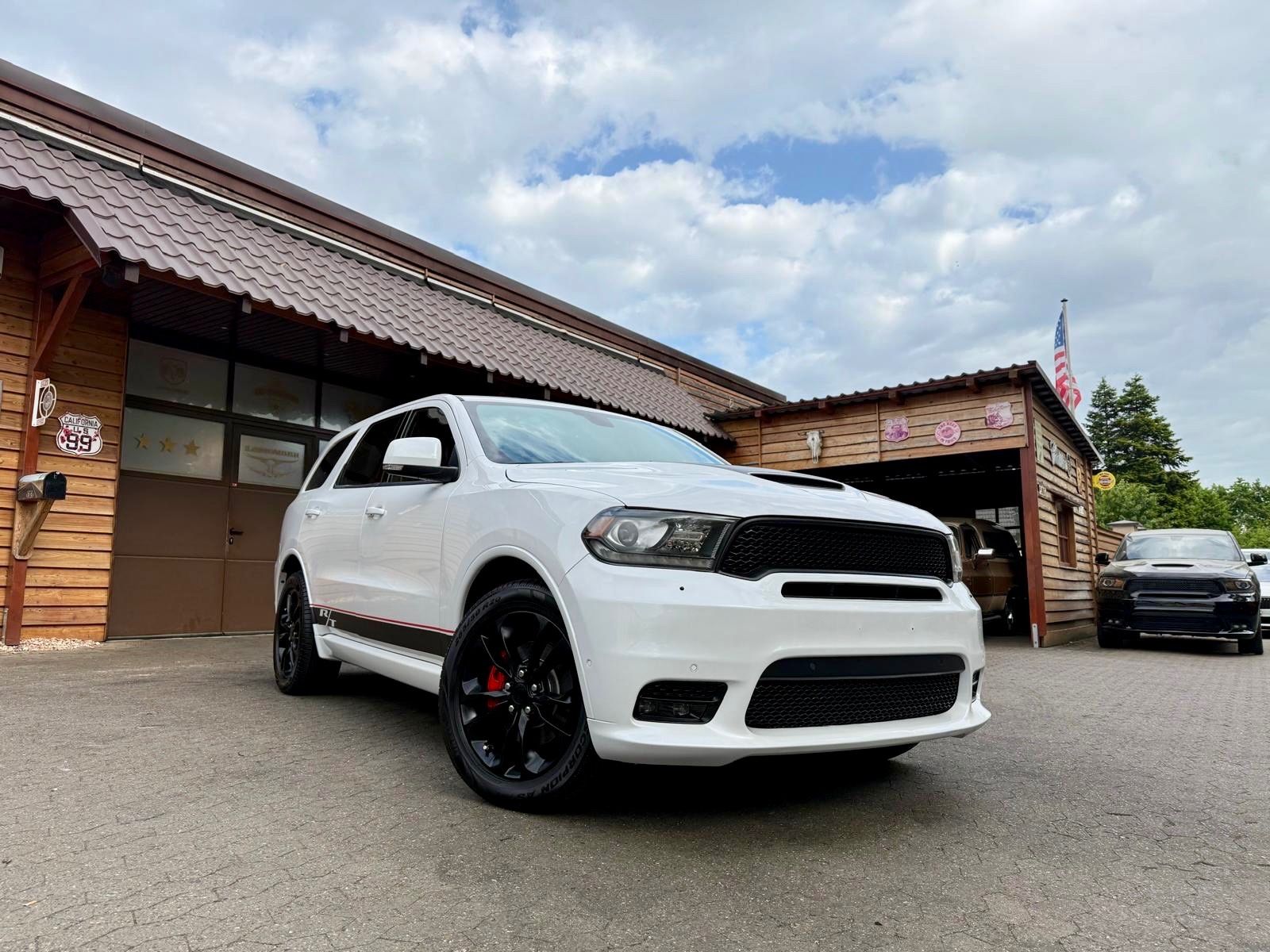 Dodge V8*R/T*LPG*LEDER*NAVI*AHK*LED*PDC*GARANTIE