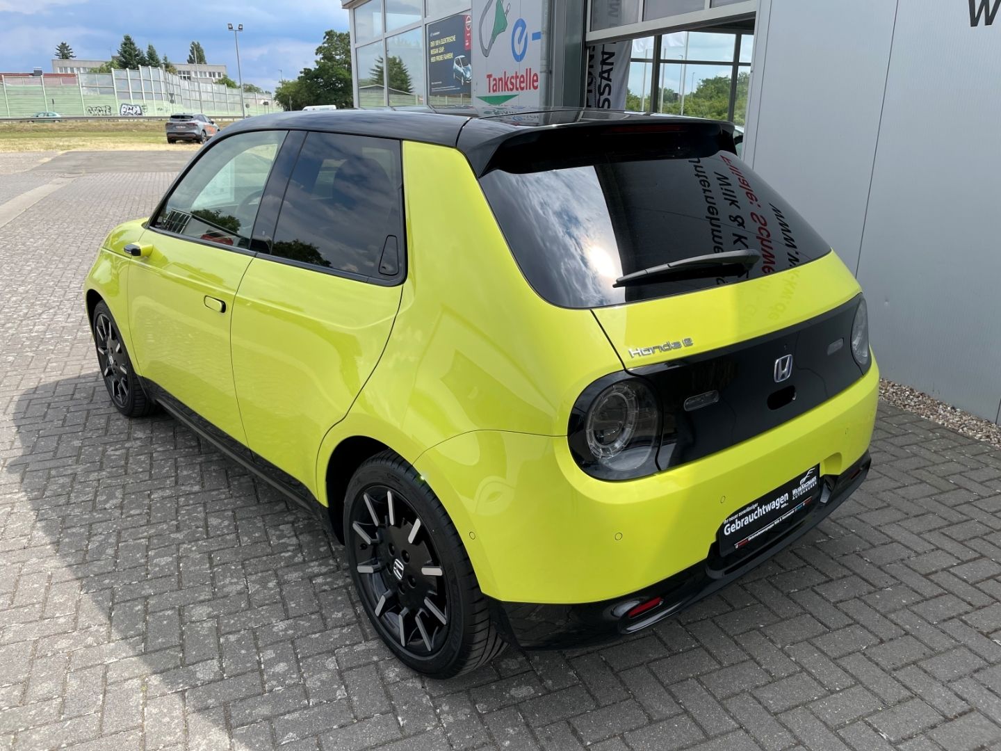 Honda e Advanc Park-Assistent Panorama Navi Soundsyste